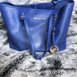 Bright blue summer fun Michael Kors bag